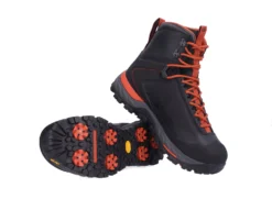 Simms G4 PRO Powerlock Boot // Felt & Vibram -Fish Mate Store 13507 003 g4 pro powerlock boot 360spin 32 2100x1622 b57b80db 394b 43ce bcbc 1d84d244da66